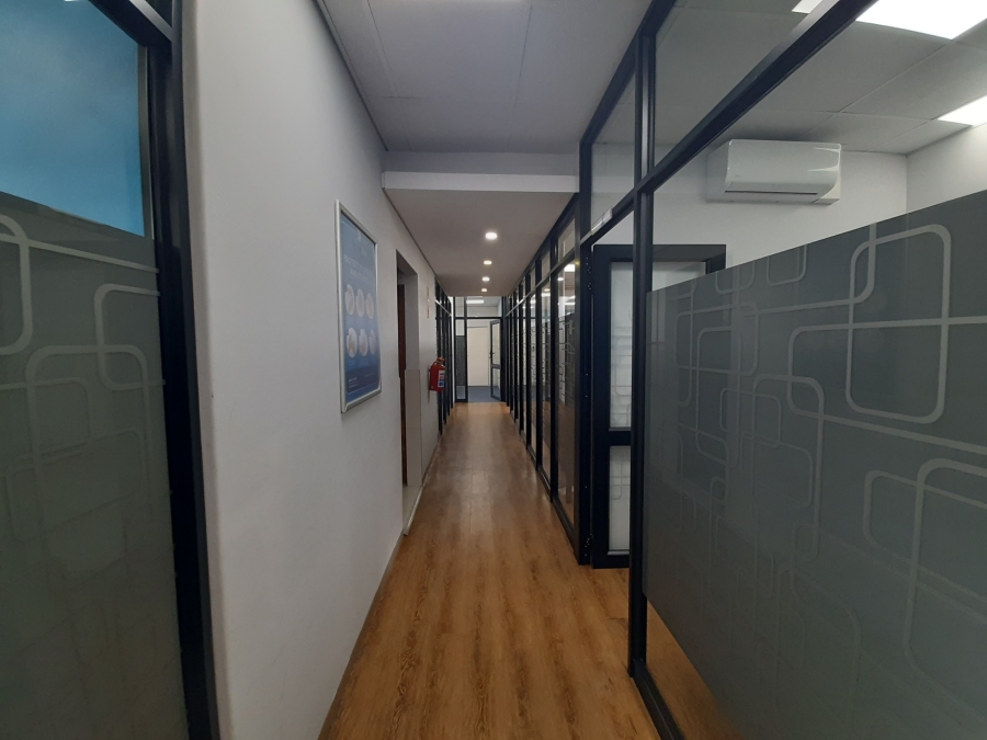 To Let commercial Property for Rent in Quigney Eastern Cape